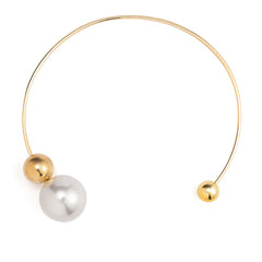 Collares de Perlas Metálicas - Raúl & Sara Madrid