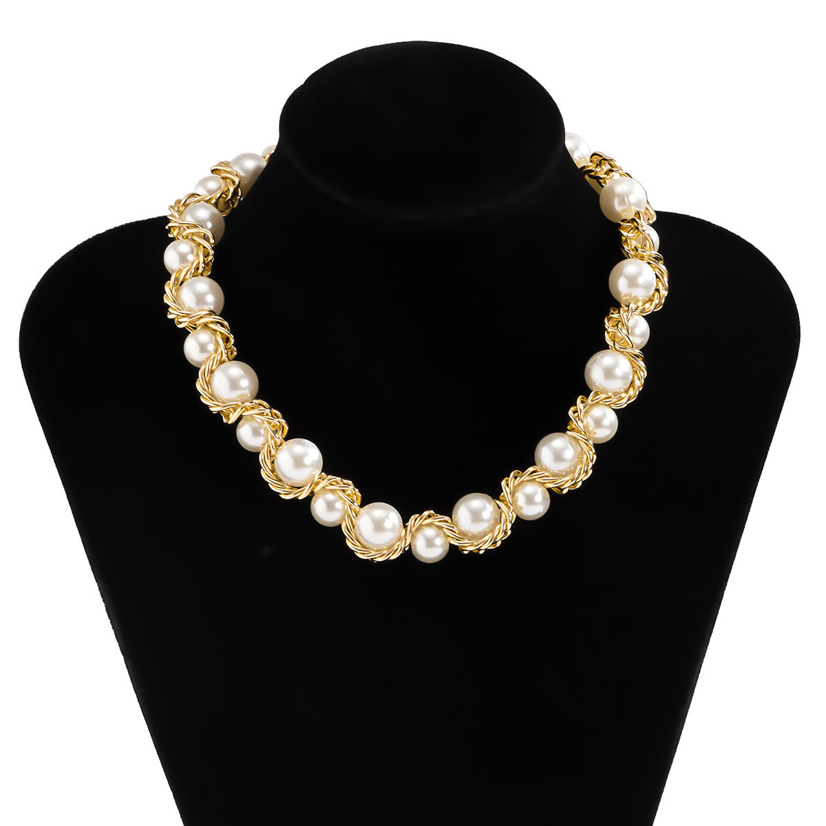 Selena Collar