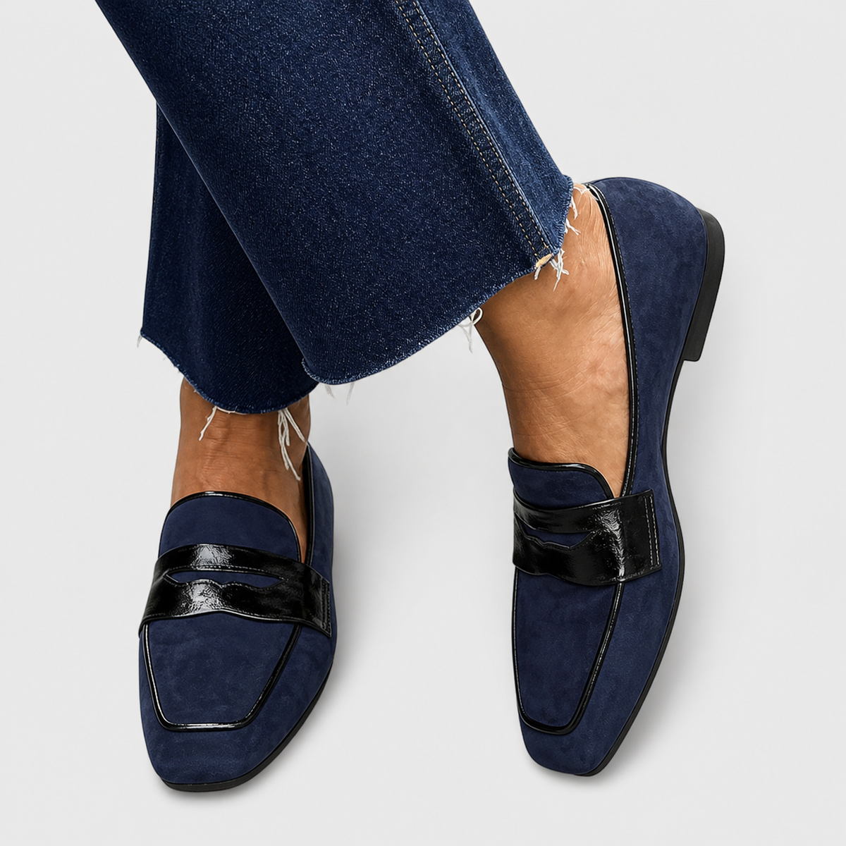 Hilaria · Mocasín de Cuero Azul Marino - Raúl & Sara Madrid