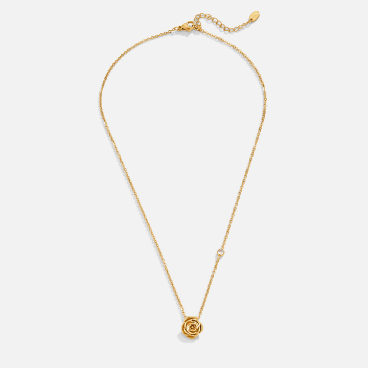 Leonora – Doble collar dorado con elegante detalle en forma de corazón