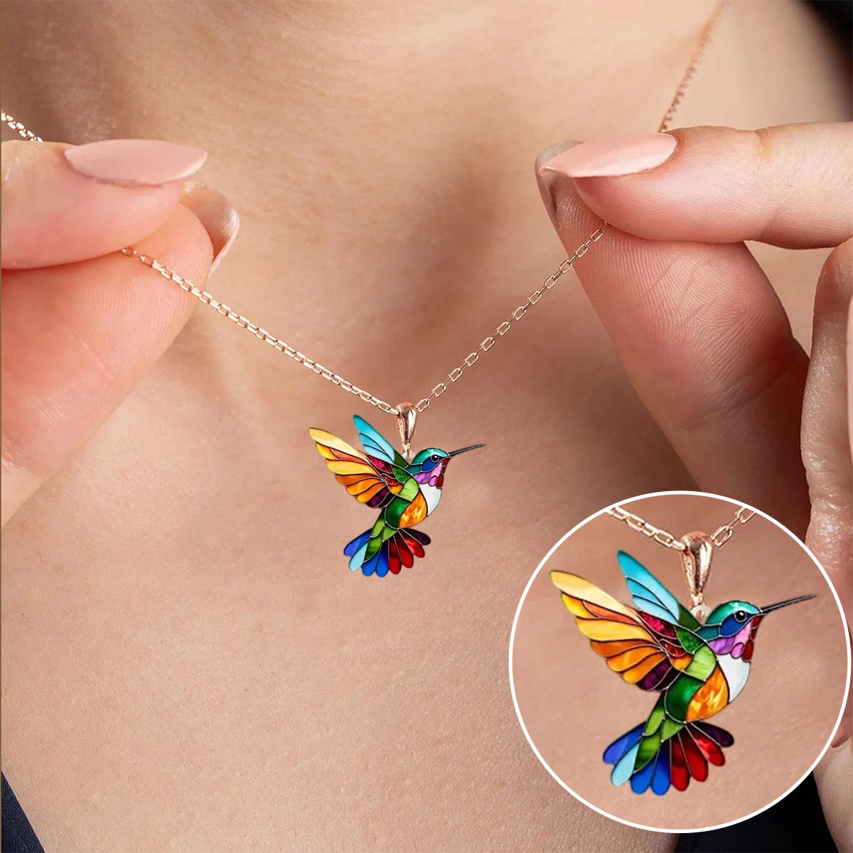 Collar Colibrí · Elegante Collar de Colibrí en Vivos Colores - Raúl & Sara Madrid