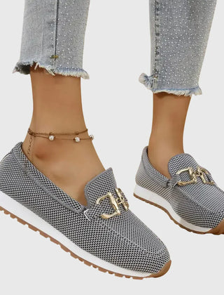 Sinforosa · Mocasín Deportivo con Detalle de Hebilla Dorada - Raúl & Sara Madrid