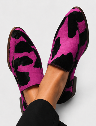 Casimira · Mocasín con Estampado de Vaca y Borlas - Raúl & Sara Madrid