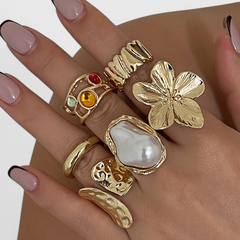 Anillo Abierto de Perla con Diseño de Flor Líquida - Raúl & Sara Madrid