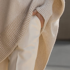 Annette · Poncho oversize de punto - Raúl & Sara Madrid