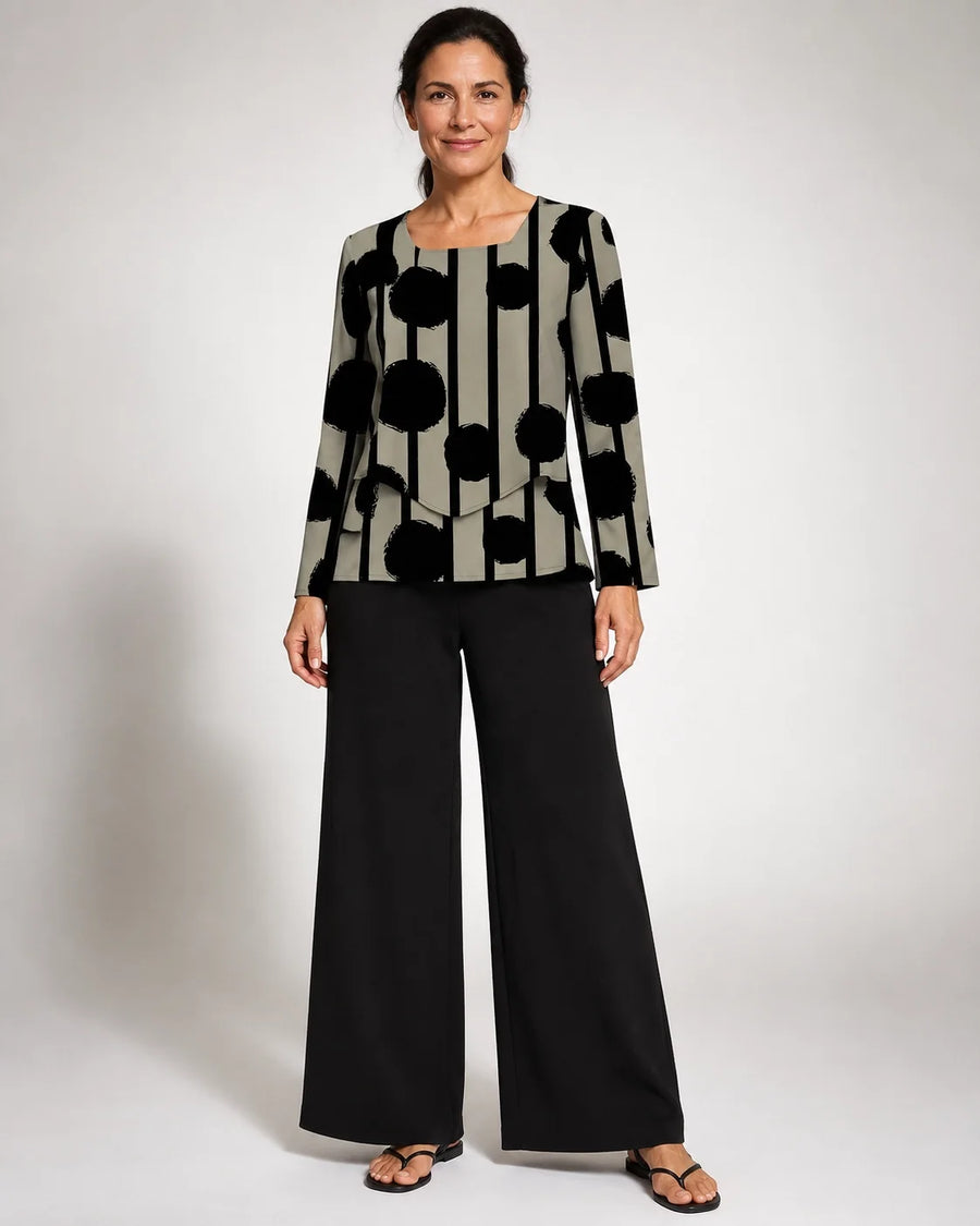 Leocadia · Conjunto de Puntos con Pantalón Negro - Raúl & Sara Madrid