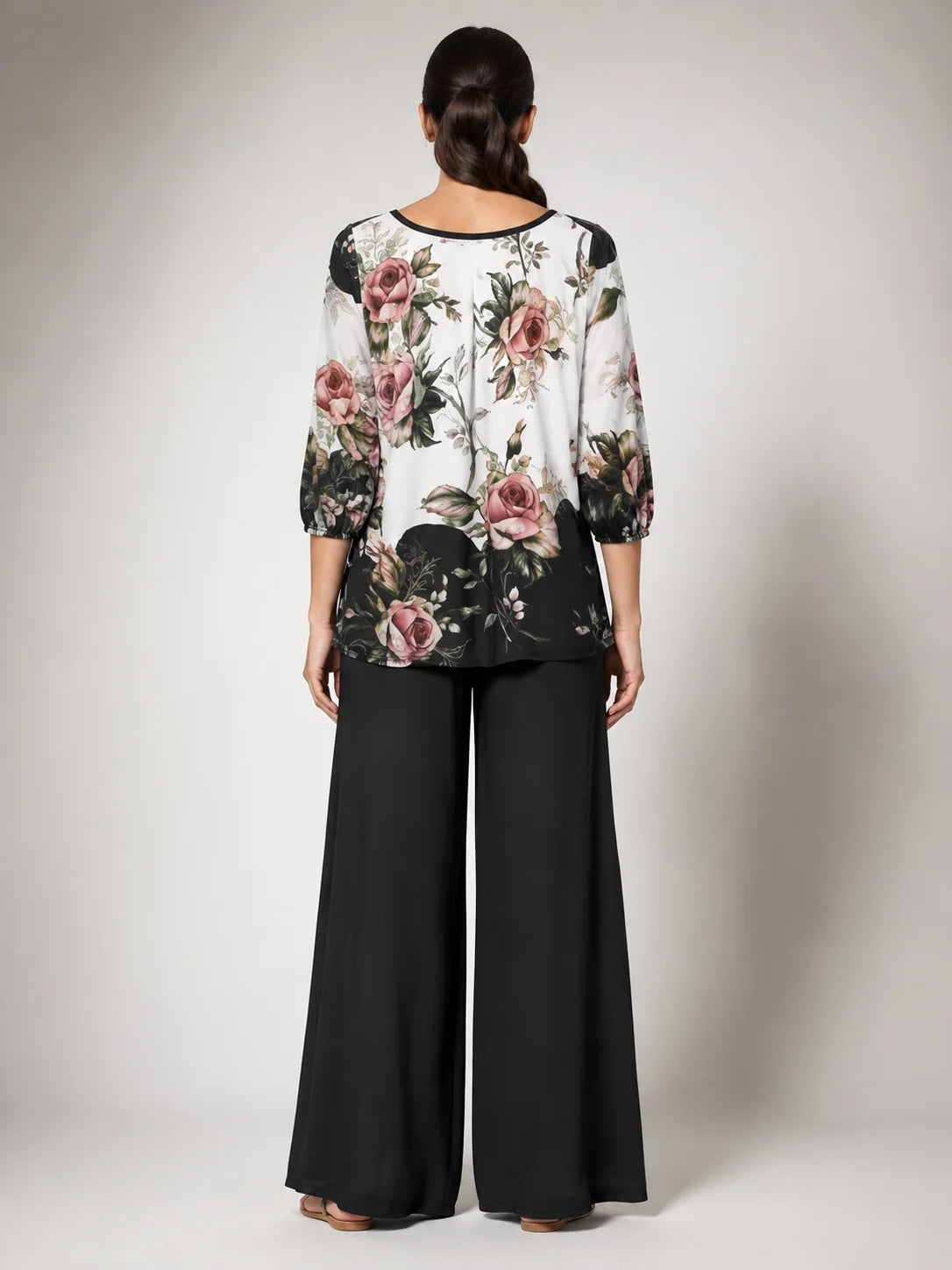 Ricarda · Conjunto floral en negro - Raúl & Sara Madrid