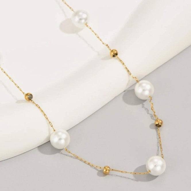 Angelica Pearl Collar