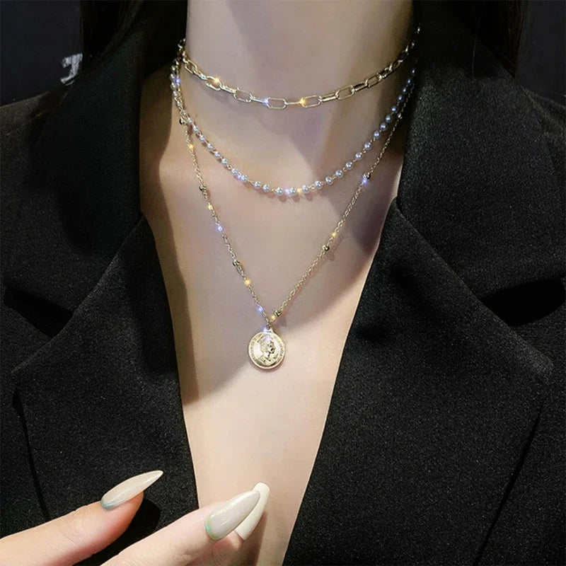 Atenea Collar Set