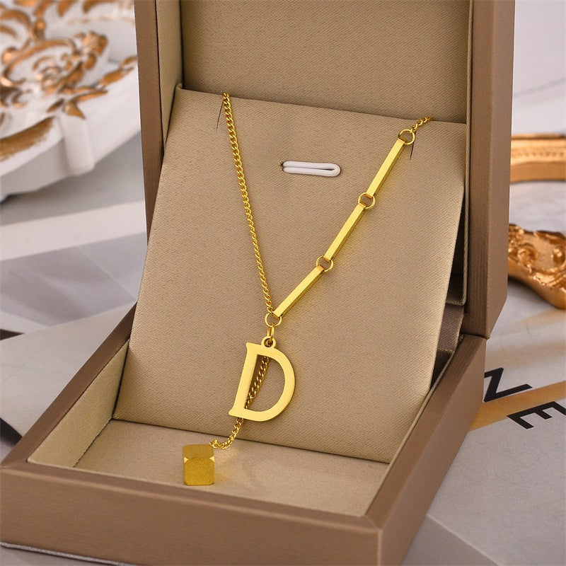 Collar Letra - ¡Llévate 2 por 1!