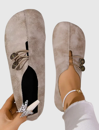 Lydia · Zapatillas ortopédicas de ante suave para dama - Raúl & Sara Madrid