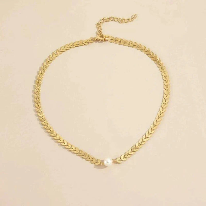 Collar Griego con Perla Dorada