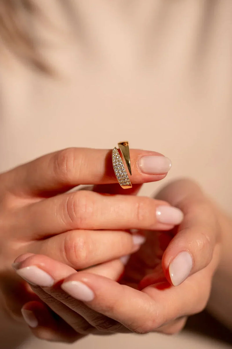 Leyna · Anillo Celestial - Raúl & Sara Madrid