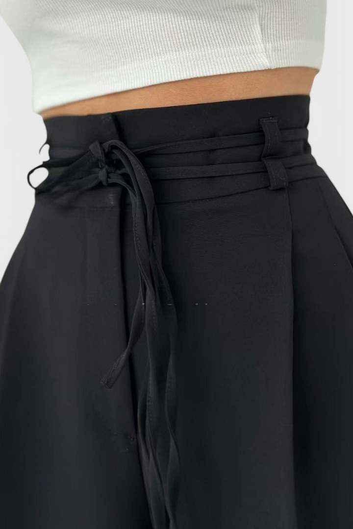 Sophie Pantalones de pierna ancha con cintas ajustables