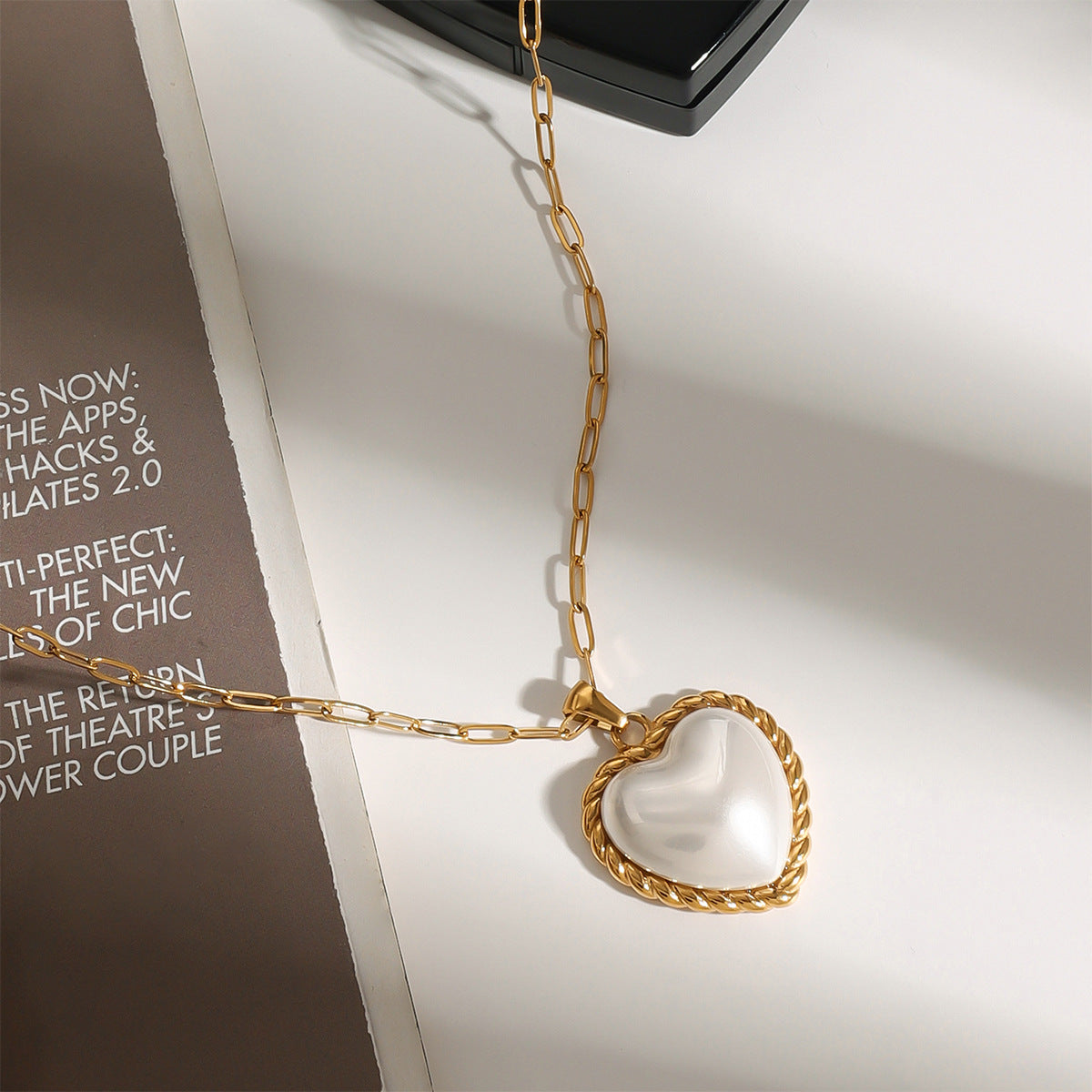 Collar de oro con colgante refinado - Raúl & Sara Madrid