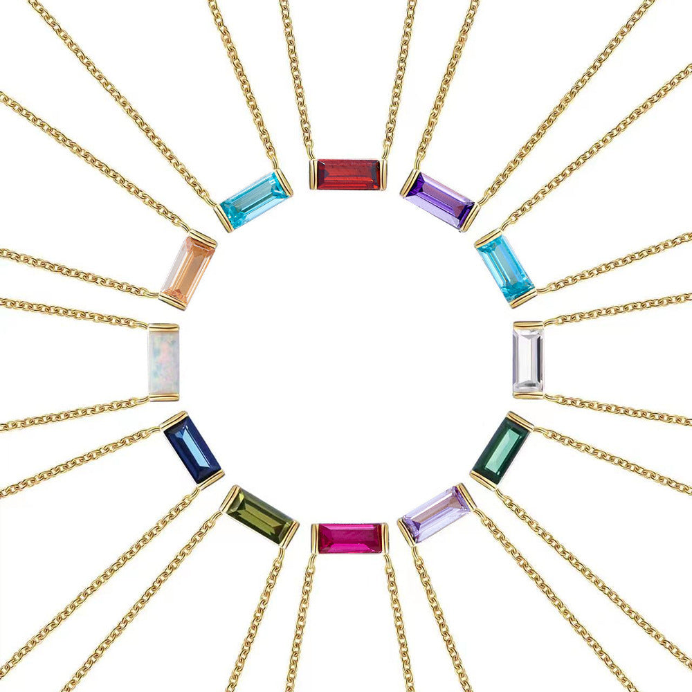 Livia – Collar de plata con delicado colgante