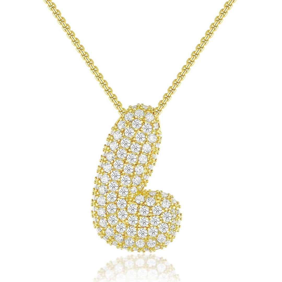 Frieda – Cadena de oro con colgante natural
