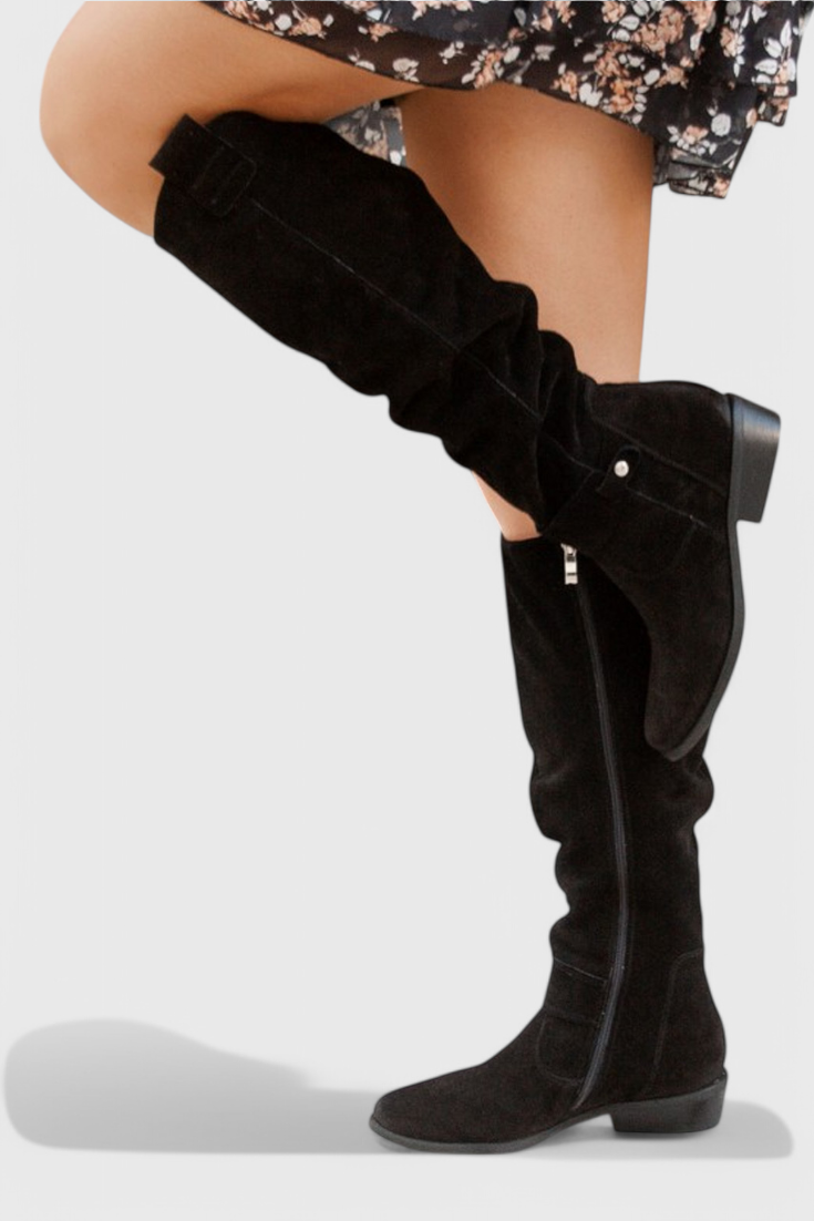 Celine Botas Altas con Diseño Retro