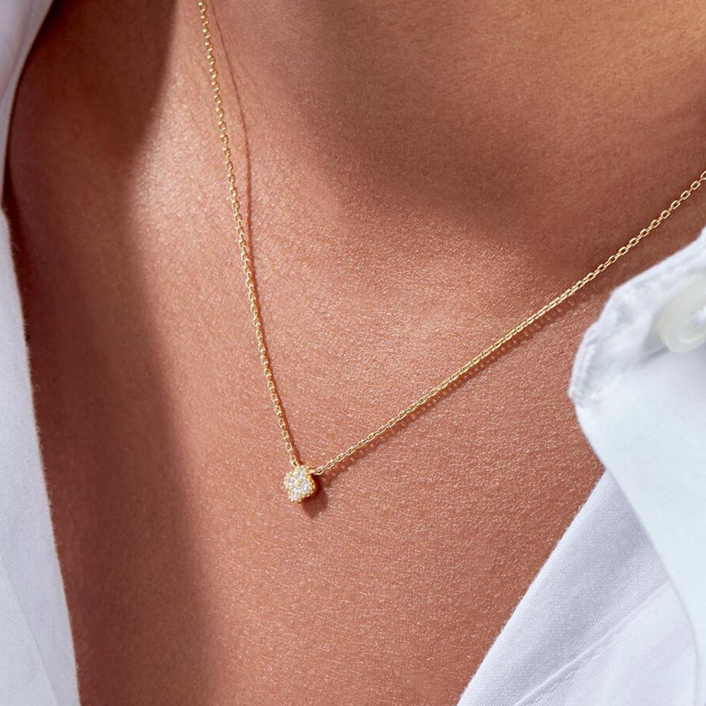 Collar de plata minimalista con colgante - Raúl & Sara Madrid