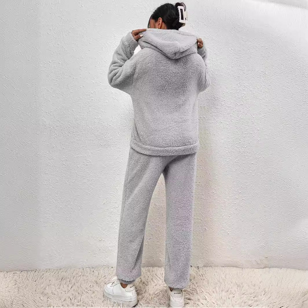 Lillie · Conjunto de forro polar con capucha