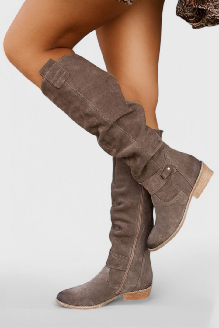 Celine Botas Altas con Diseño Retro