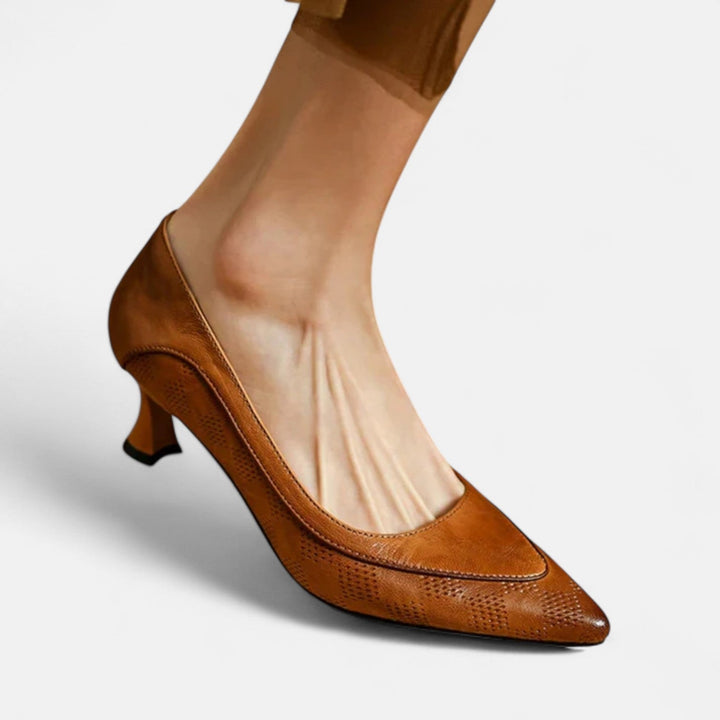 Regina™ | Textured Leather Kitten Heel Pumps