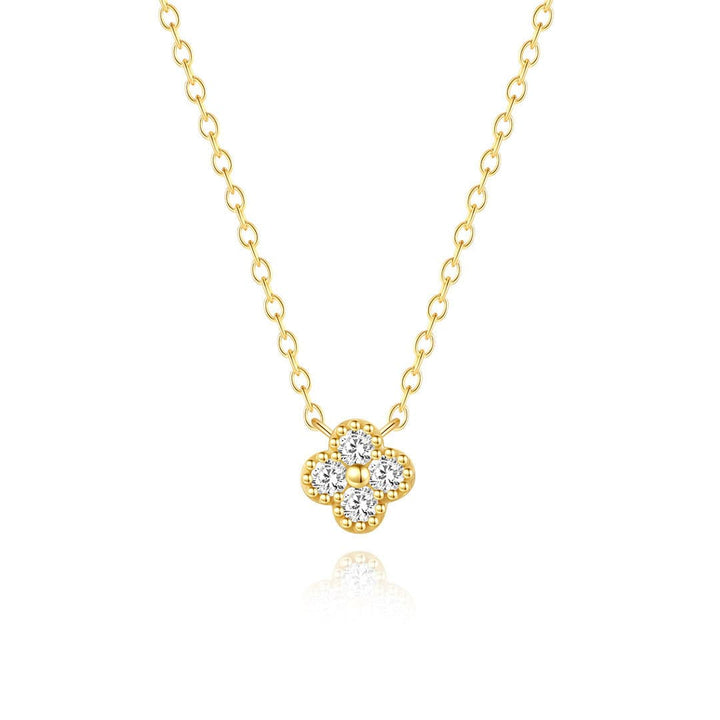 Eva – Collar de plata con elegante piedra
