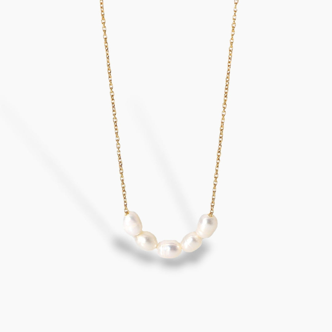 Juliana – Collar dorado de diseño minimalista