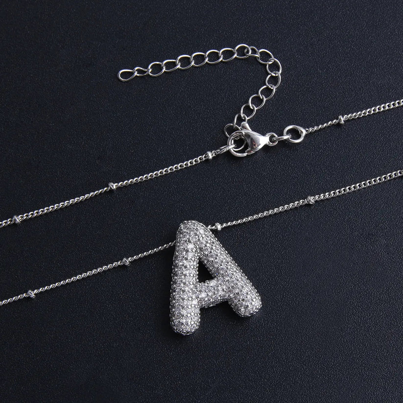 Collar con colgantes de letras - Raúl & Sara Madrid