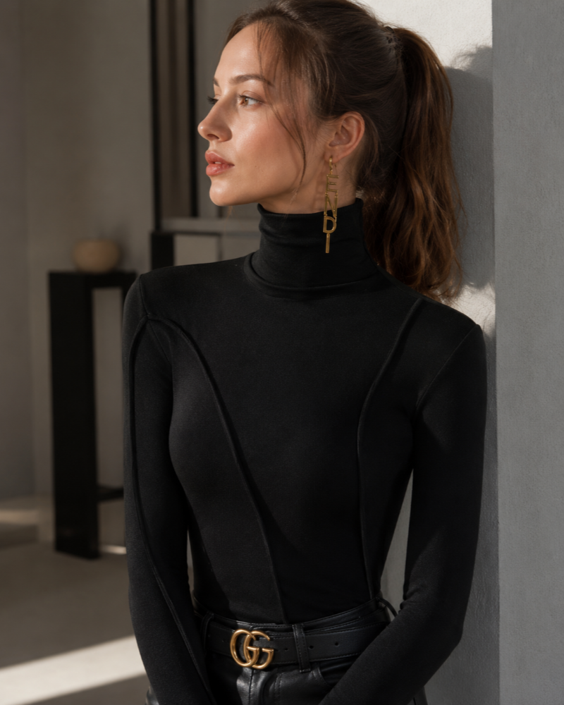 Eira Pull Col Roulé Femme – Coupe Ajustée à Manches Longues et Coutures Structurées