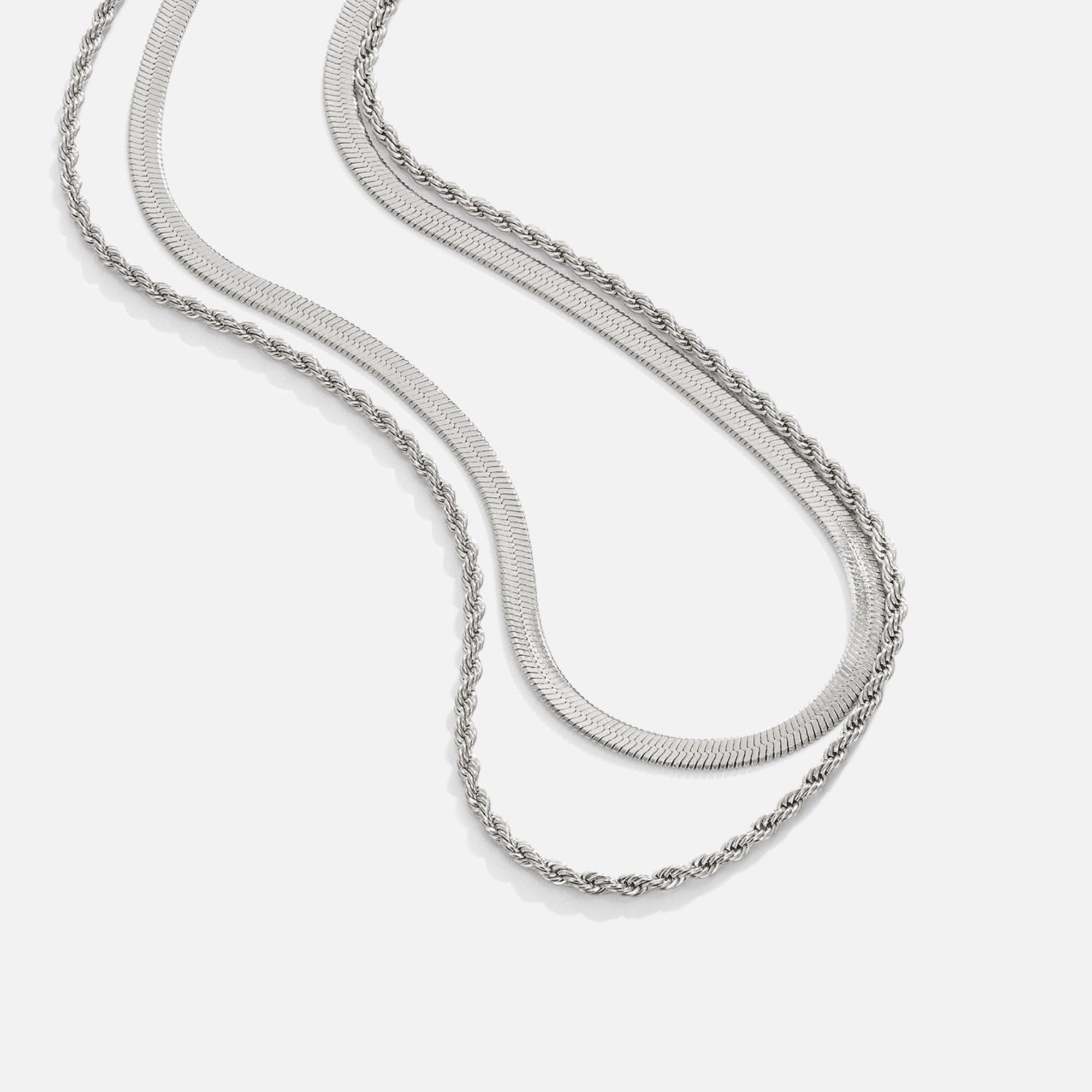 Collar dorado con colgante geométrico - Raúl & Sara Madrid