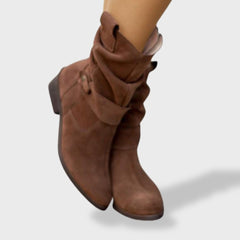 Botas camperas de caña media