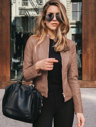 Chaqueta de cuero de corte entallado