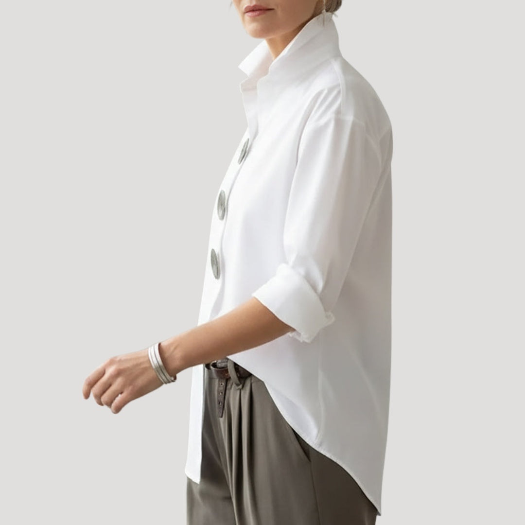 Camisa elegante de cuello alto