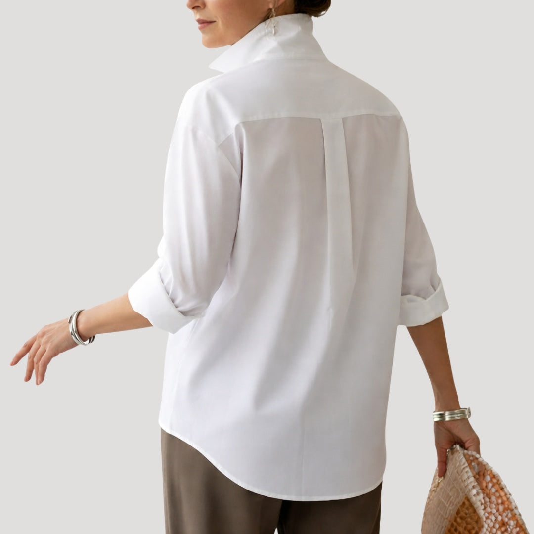 Camisa elegante de cuello alto