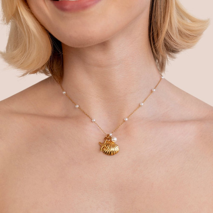 Paulina – Collar dorado adornado con mini cristales