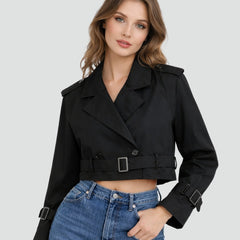 Trench corto de doble botonadura