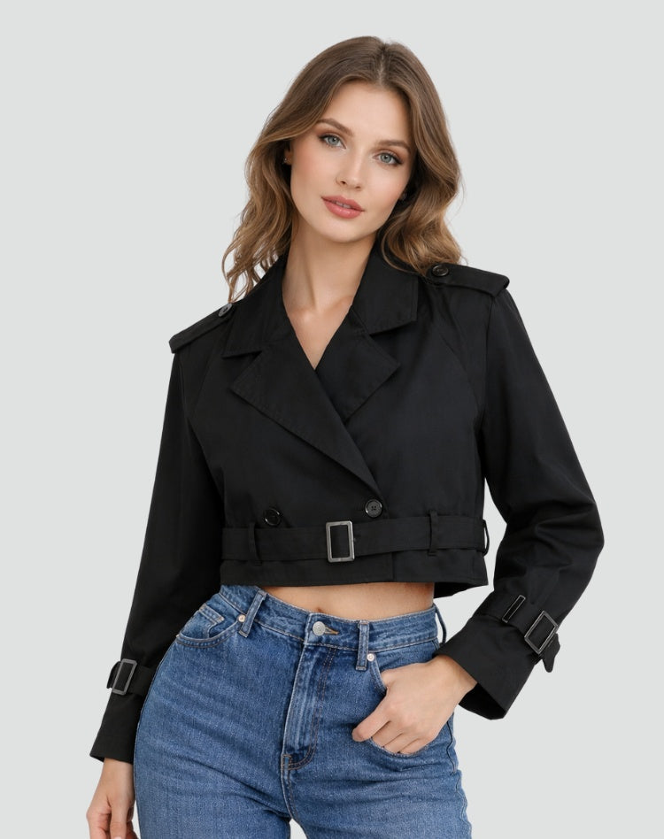 Trench corto de doble botonadura