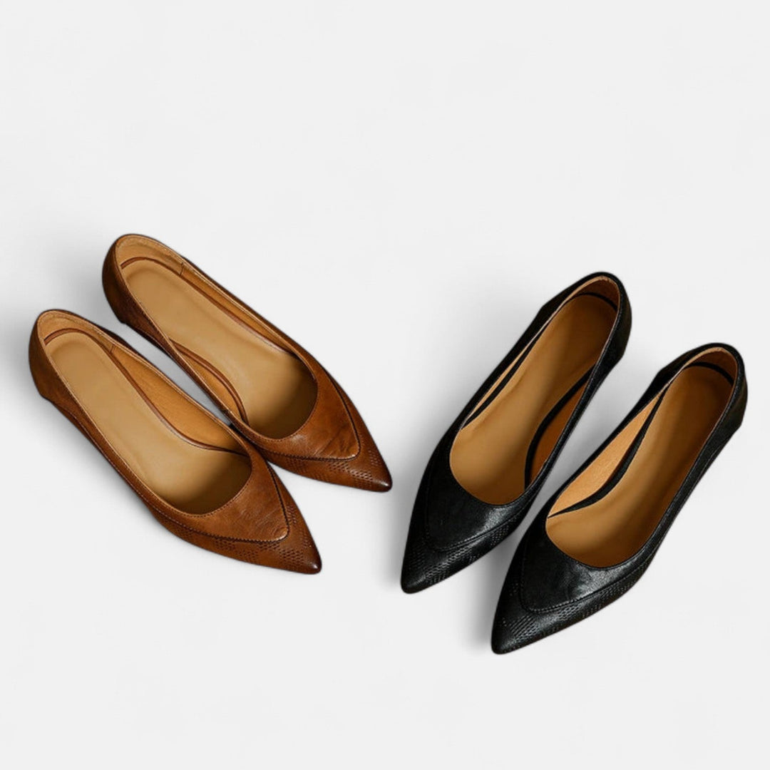 Regina™ | Textured Leather Kitten Heel Pumps