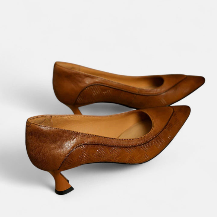 Regina™ | Textured Leather Kitten Heel Pumps