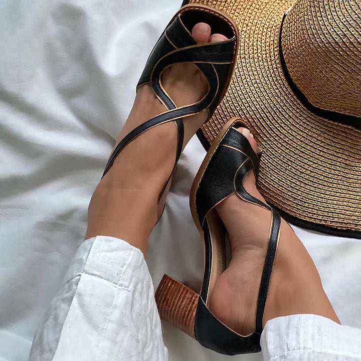 Antonia™ | Sandalia de Tacón con Tiras entrelazadas
