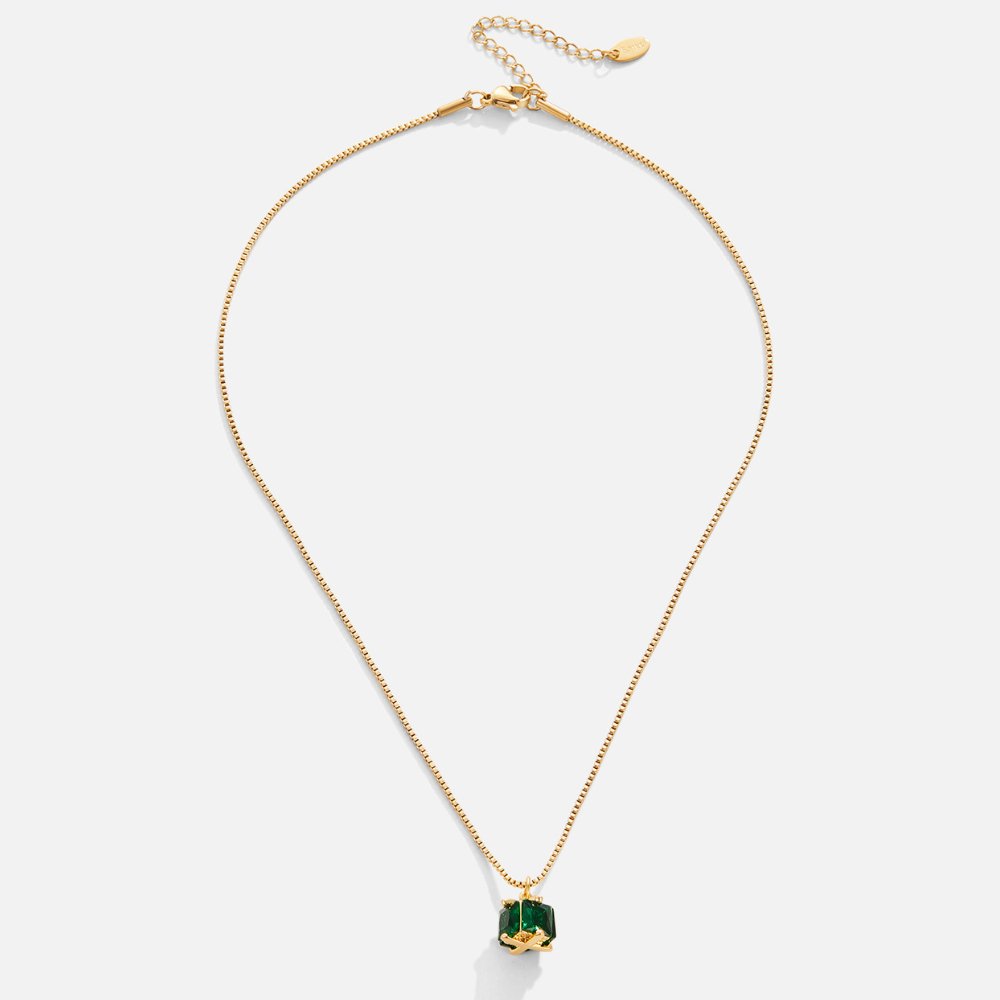 Katharina – Collar dorado con gema verde