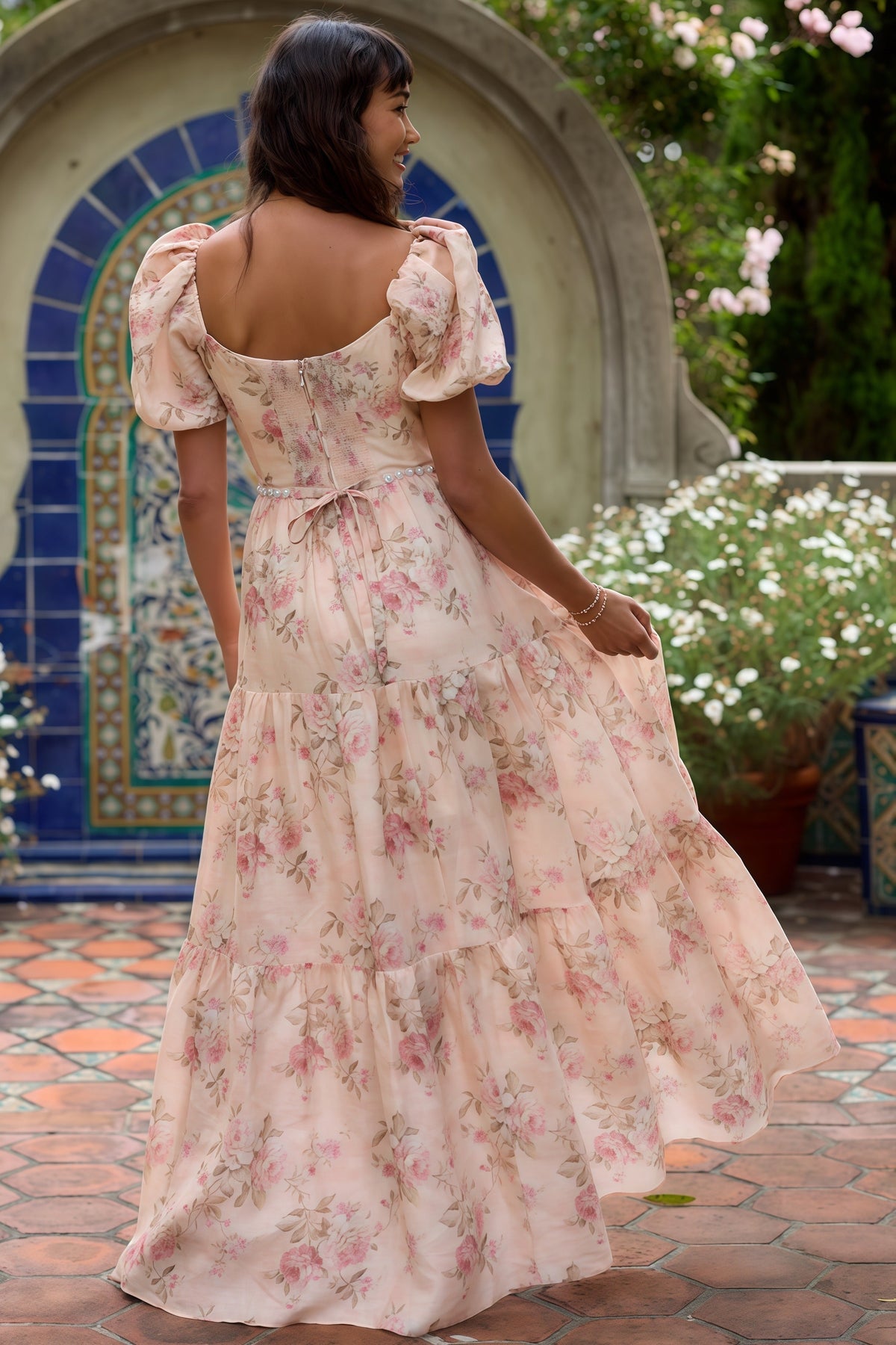 Vestido elegante y fluido - Raúl & Sara Madrid