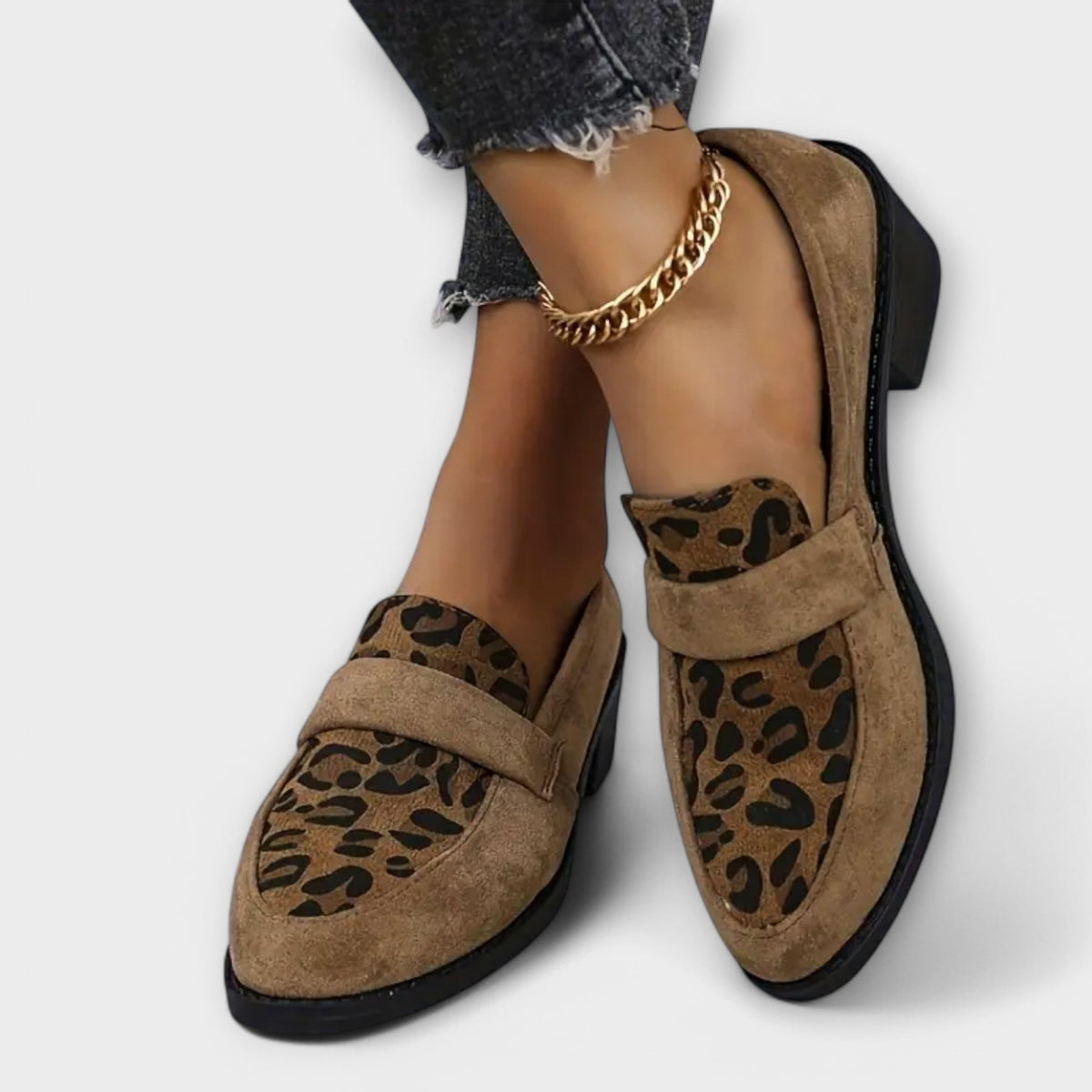 Zapatos elegantes de mujer con estampado de leopardo - Raúl & Sara Madrid