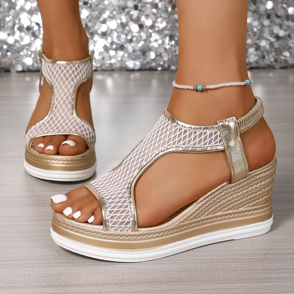 Elegantes sandalias sin cordones para mujer con tacón de cuña - Raúl & Sara Madrid