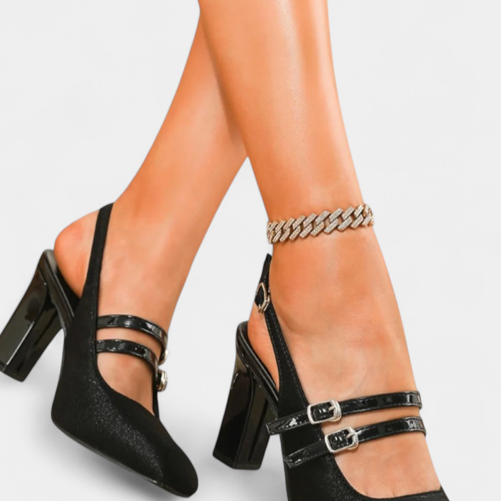 Tacones Satinados Orlanda con Doble Tira y Correa en el Tobillo