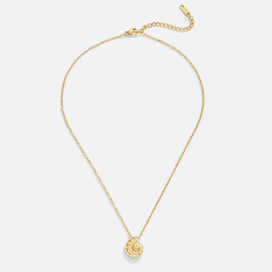 Collar dorado en forma de corazón - Raúl & Sara Madrid