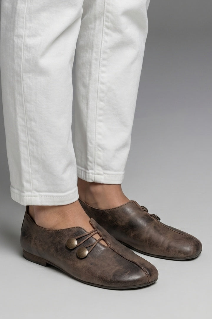 Mocasines planos con botones