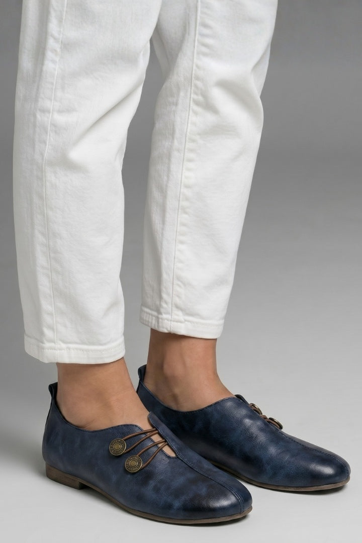 Mocasines planos con botones