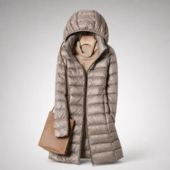 Chaqueta de plumas con capucha